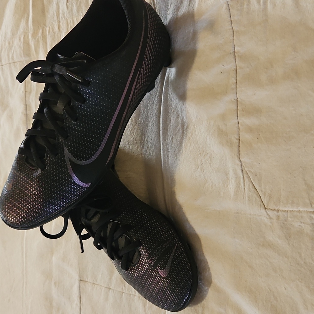 Nike Black and Purple Mercurial Soccer Shoes 8.5